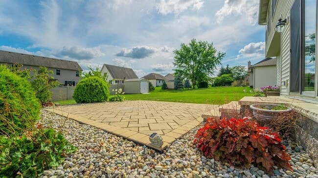 Building Photo - 2453 Blarney Stone Dr