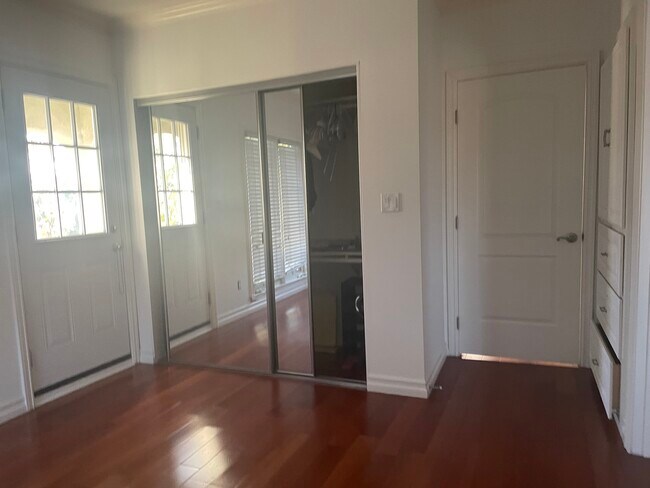 Master bedroom - 2817 W 46th St