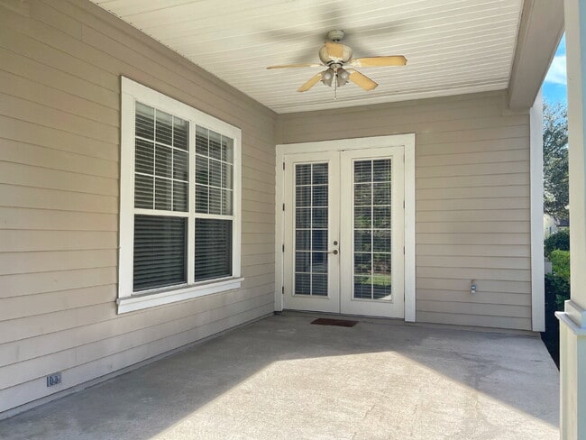Building Photo - 4BR|3BA Palencia Patio Home