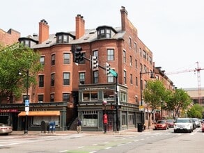 Building Photo - 1750 Washington St