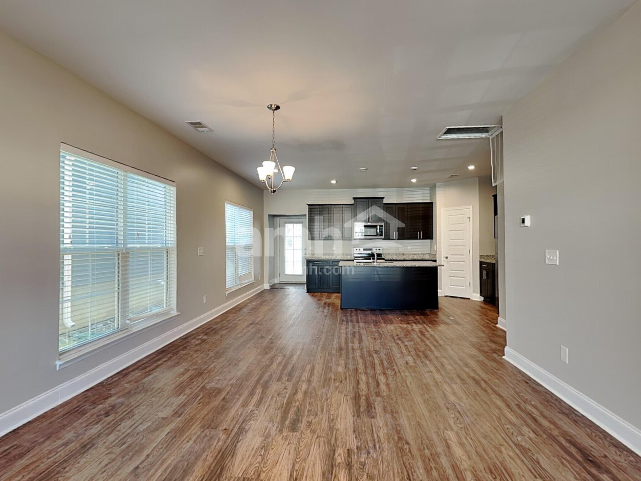 Building Photo - 5340 Tupelo St