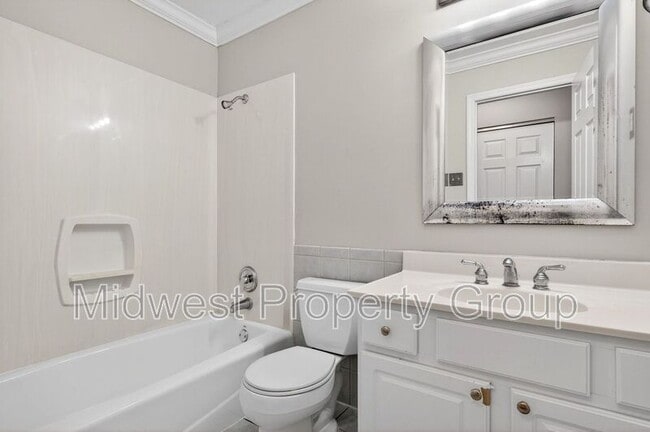 Building Photo - 3644 Vago Ln