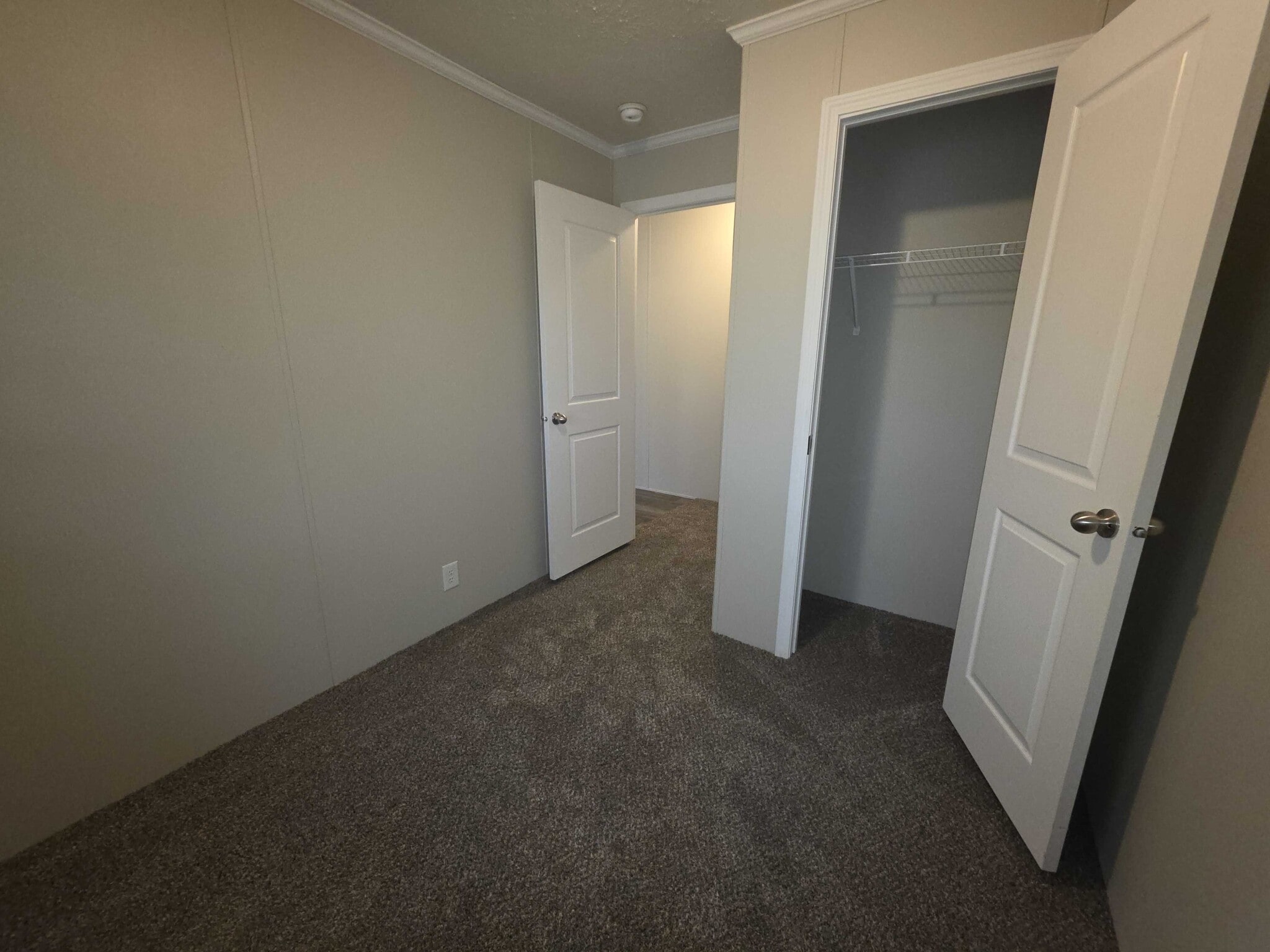 Building Photo - 3653 Pinoak St