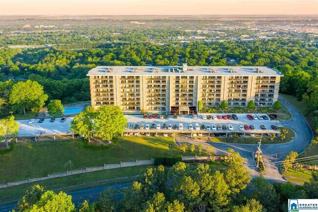 Primary Photo - 1300 Beacon Pkwy E