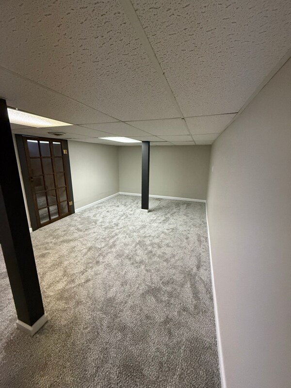 Building Photo - 710 W 8th St