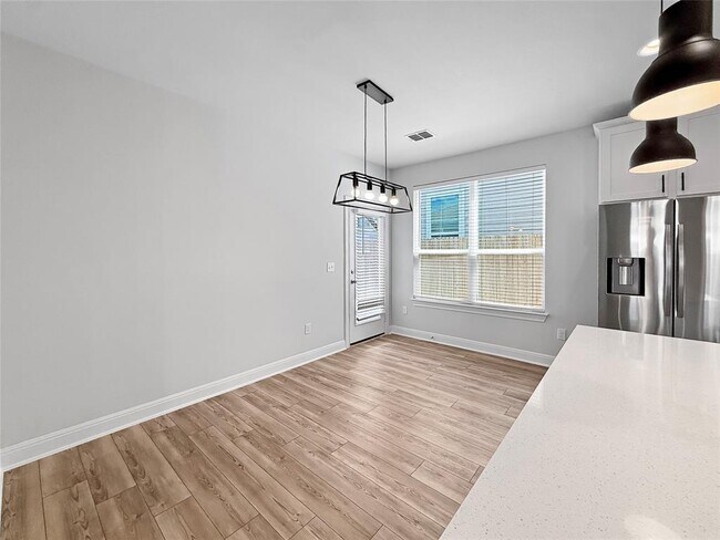 Building Photo - 6408 Mary Lewis Dr