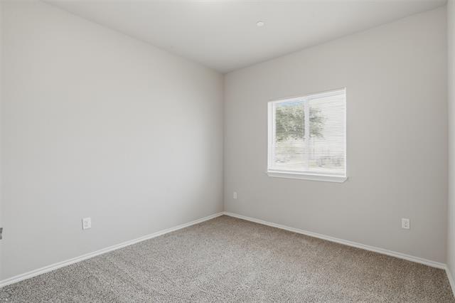 Building Photo - 514 E Hazelwood St