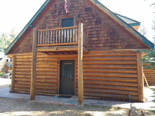 Building Photo - 59570 Devils Ladder Rd