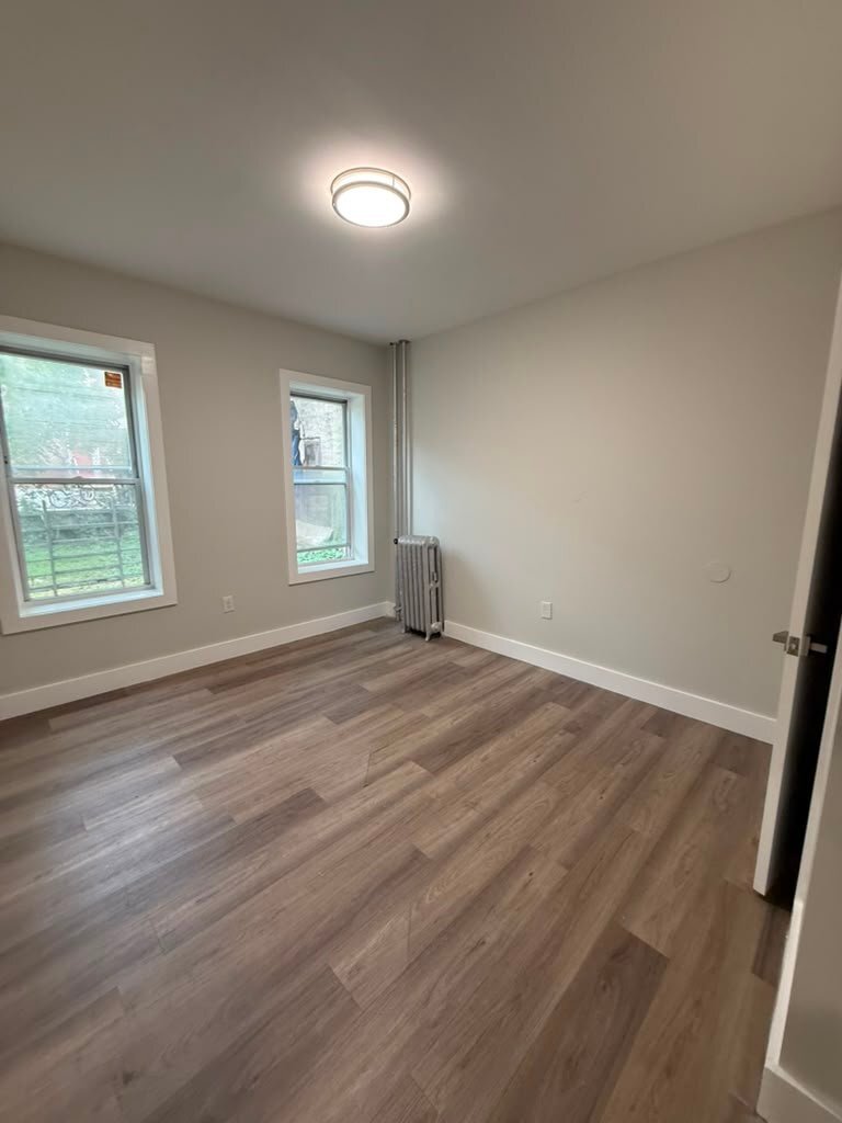 Building Photo - 158 Bergen Ave