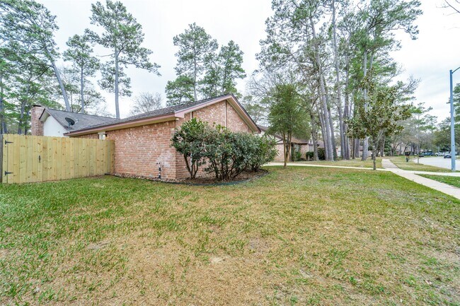 Building Photo - 15114 Forest Lodge Dr