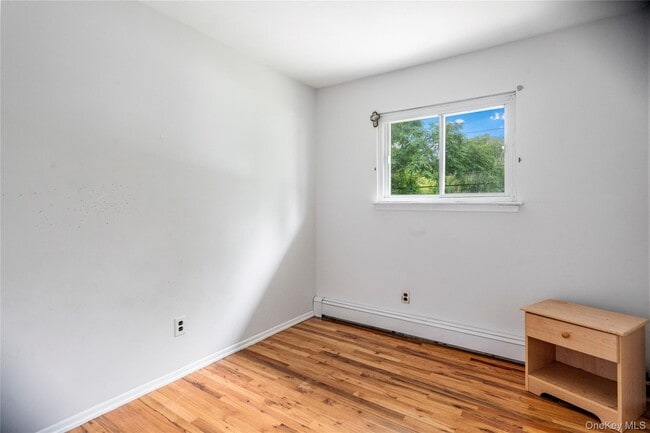 Building Photo - 39 Wolf hollow Rd
