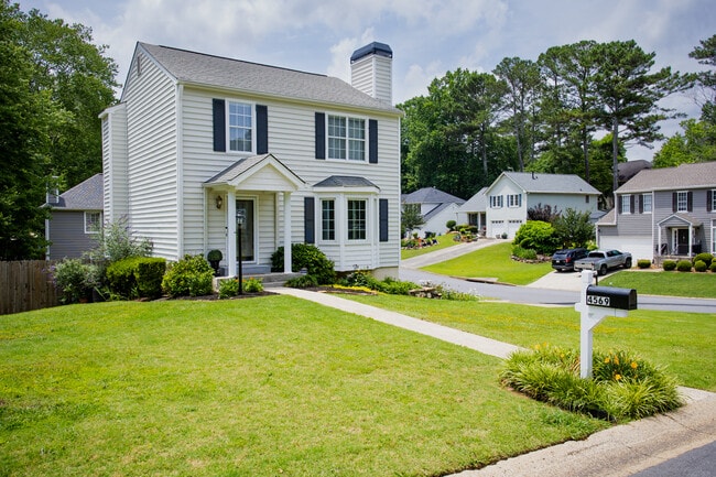 Primary Photo - 4569 Hickory Forest Dr NW