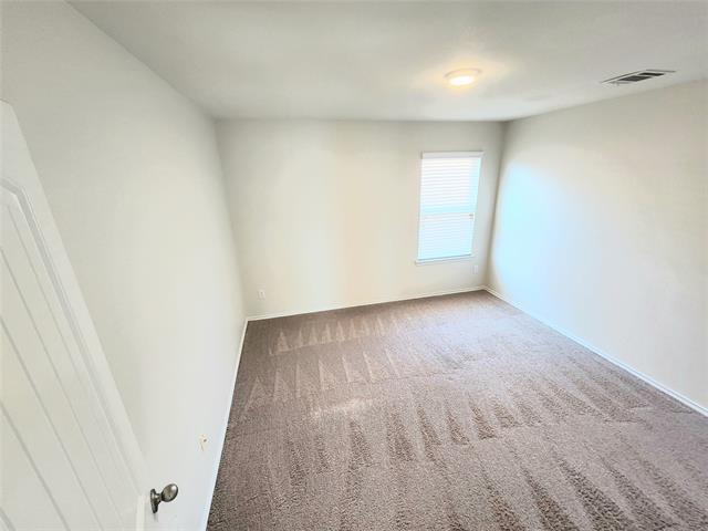 Building Photo - 924 Amber St