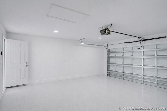 Building Photo - 13875 63rd Rd N