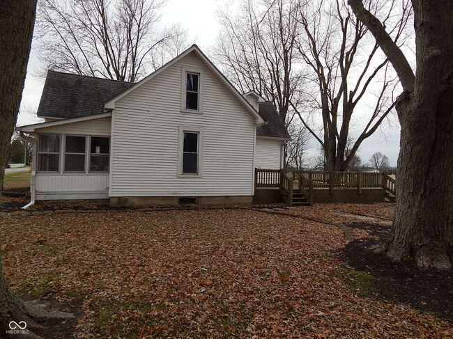 Building Photo - 1402 S Franklin Rd