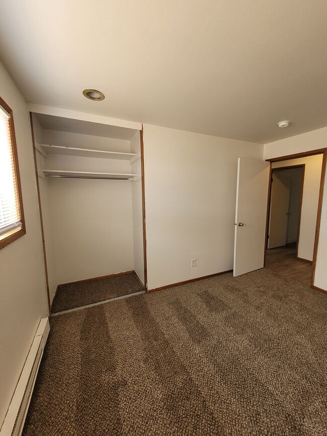 Building Photo - 207-209 Carswell Dr
