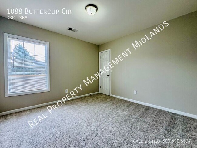 Building Photo - 1088 Butter Cup Cir