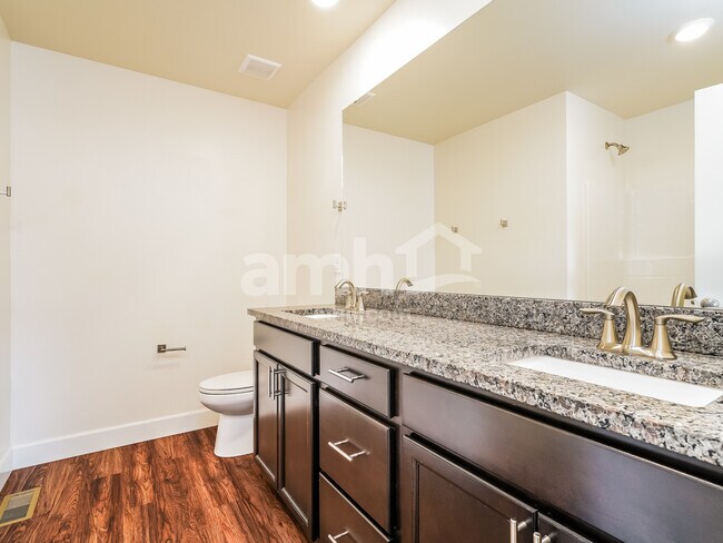 Building Photo - 9260 Shootingstar St SE