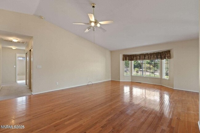 Building Photo - 439 Beau Dr