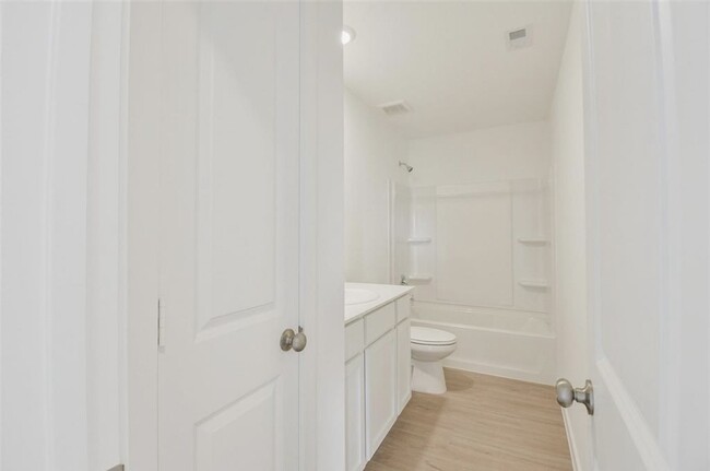 Building Photo - 18637 Cepagatti Dr