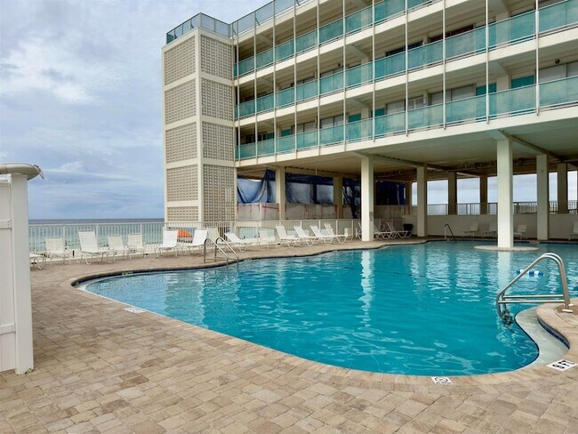 Building Photo - 14401 Front Beach Rd