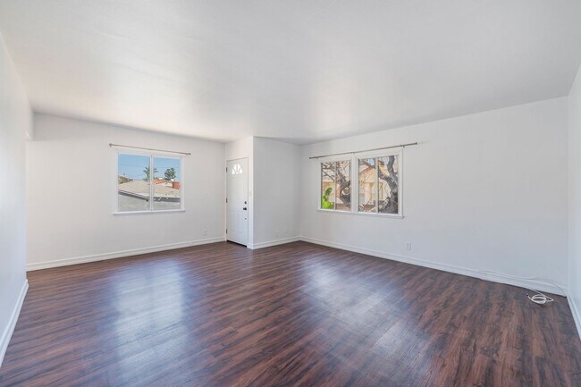 Building Photo - Cozy Redondo Beach Rental