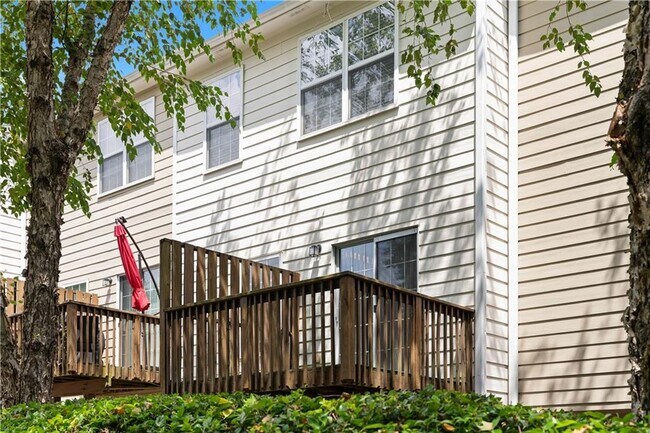 Building Photo - 2480 Ivey Crest Cir