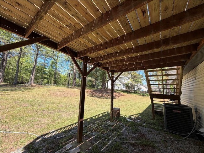 Building Photo - 934 Bay Ridge Dr