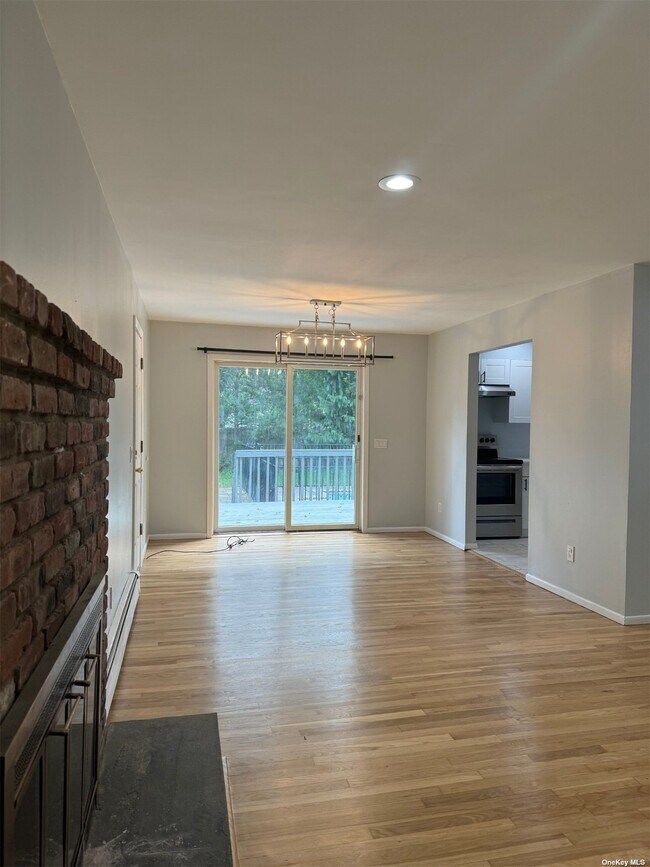 Building Photo - 426 Brookhaven Ave