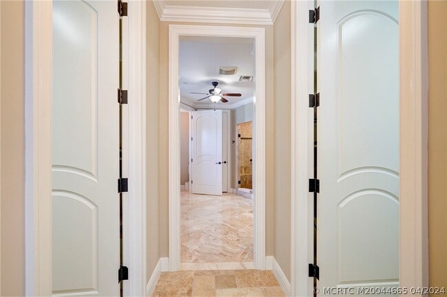 Building Photo - 1528 NE Outrigger Landings Dr