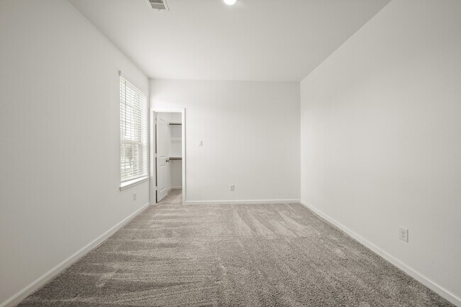 Building Photo - 2427 Madera Landing Ln