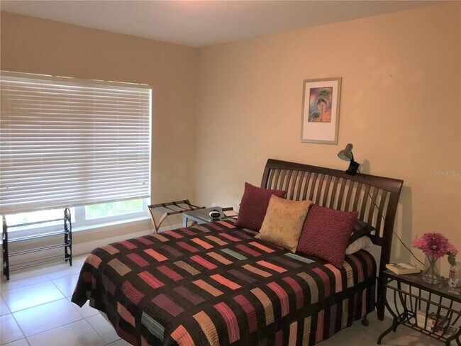 Building Photo - 808 3rd Ave W