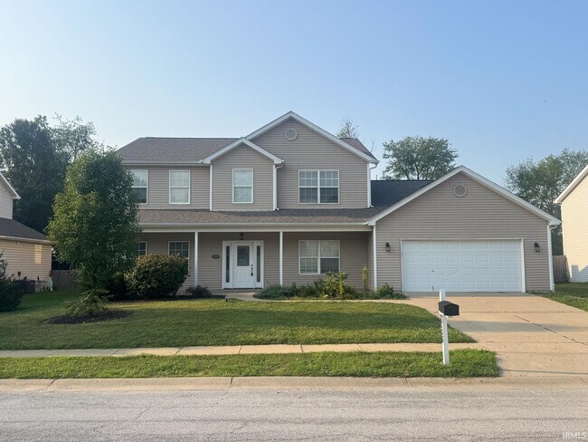 Primary Photo - 2706 Grosbeak Ln