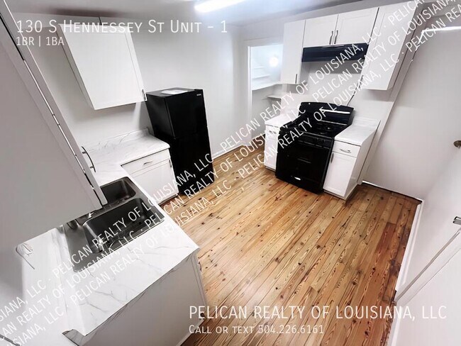Building Photo - 130 S Hennessey St
