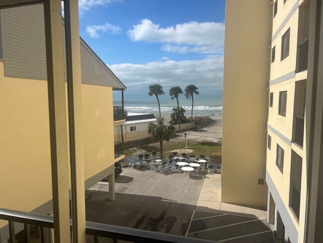 Building Photo - 700 Golden Beach Blvd