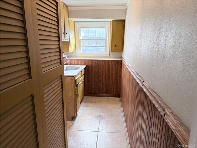 Building Photo - 12 Juniper Ln