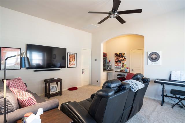 Building Photo - 9013 Athens Dr