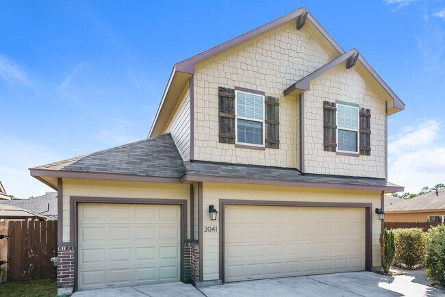 Building Photo - 2041 Lost Pine Ct