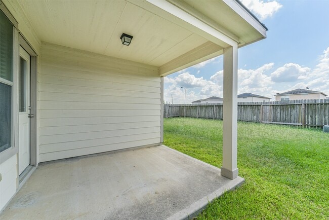 Building Photo - 21323 Slate Crossing Ln