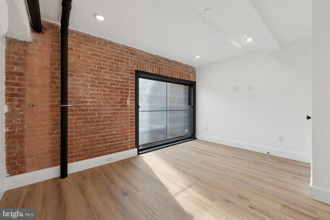 Building Photo - 538 Federal St