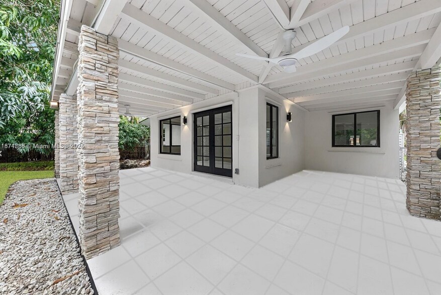 Building Photo - 7525 Adventure Ave