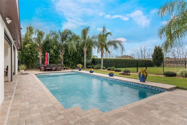 Building Photo - 6020 Marleon Dr