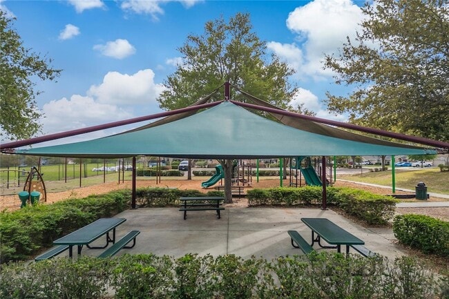 Building Photo - 520 Pheasant Dr