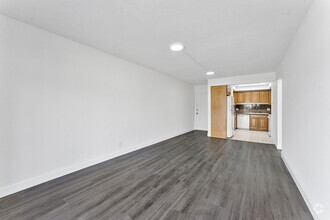 Building Photo - 510 Lake Shore Dr