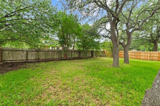 Building Photo - 3509 Monument Dr