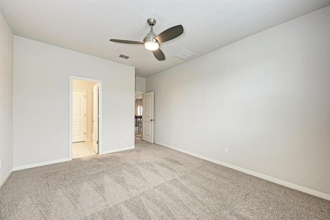 Building Photo - 146 Rock Cliff Ct