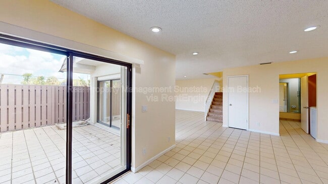 Building Photo - 1921 N Congress Ave