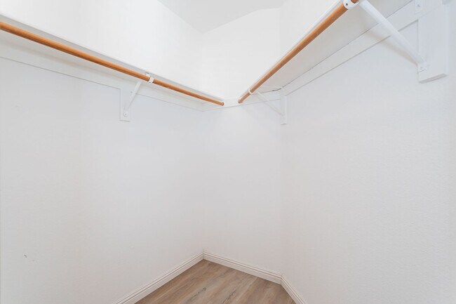 Building Photo - Remodeled 3 Bed Single Story Home