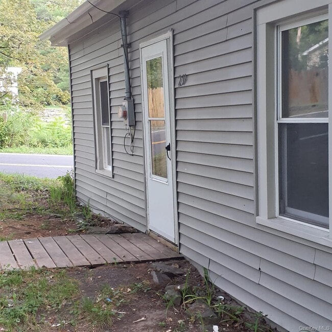 Building Photo - 259 New Salem Rd