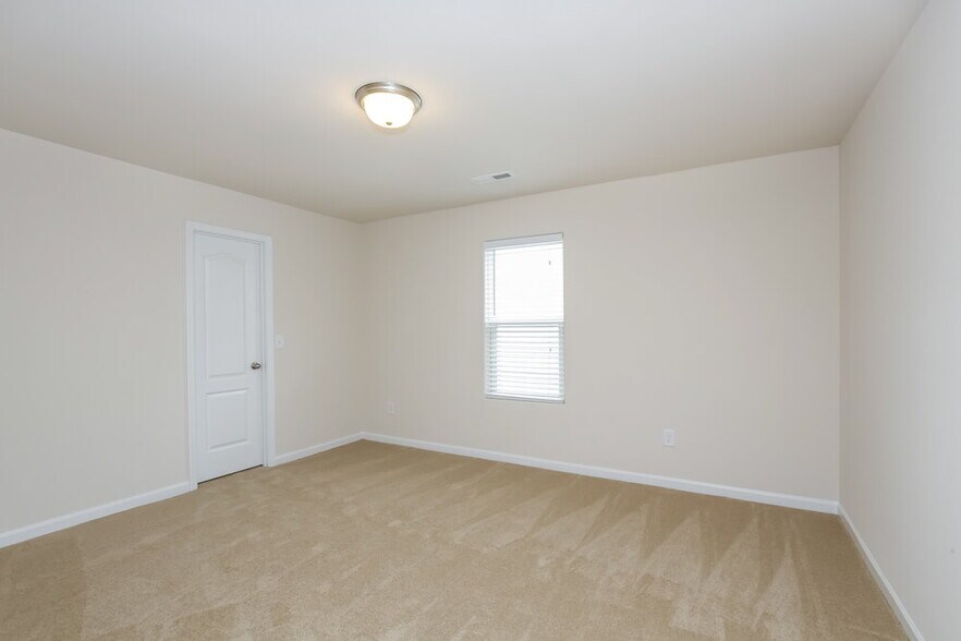 Building Photo - 2012 Boulder Ct